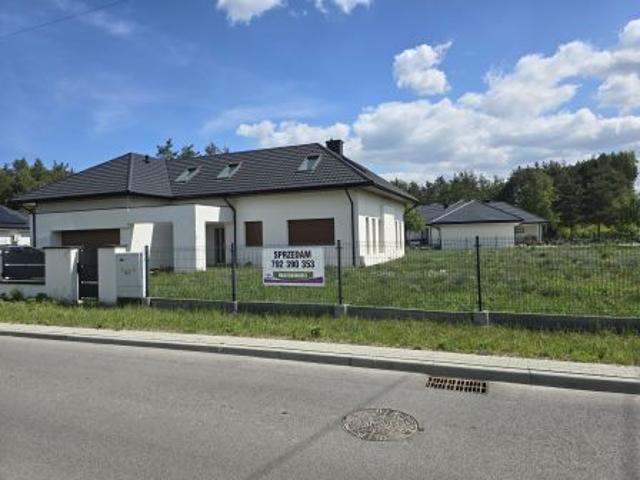 Dom na sprzedaż w Nowa Dęba, Podkarpackie
