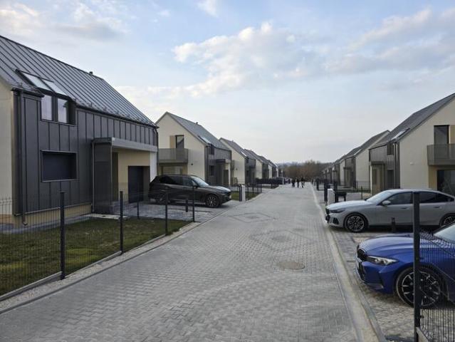 Dom na sprzedaż w Kielce, Świętokrzyskie