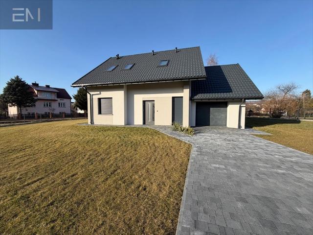 Dom na sprzedaż w Strzyżów, Podkarpackie