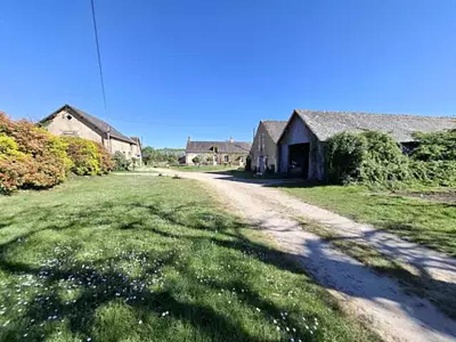 Maison vente à Saumur, Noyant