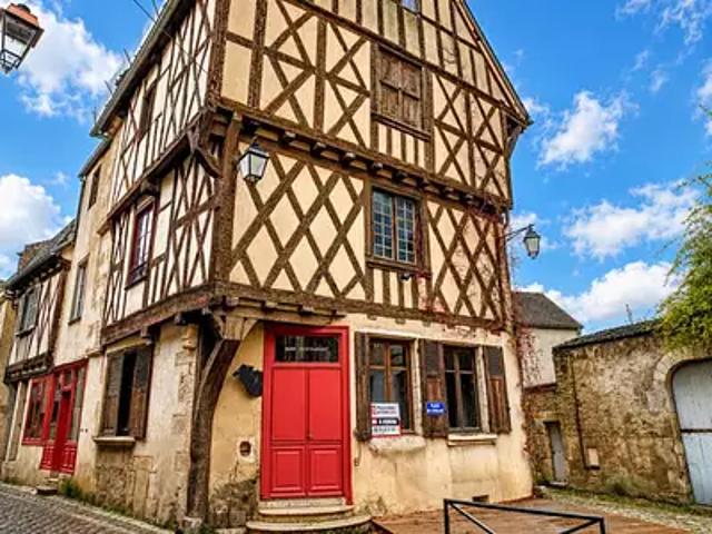 Maison vente à Le Faubourg, Noyers