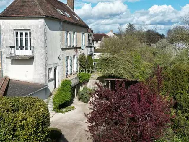 Maison vente à Le Faubourg, Noyers