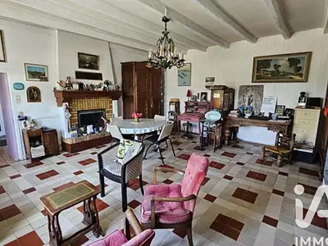 Maison vente à La Touche, Nozay