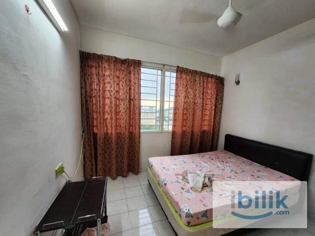 Room for rent in Mukim 13, Georgetown