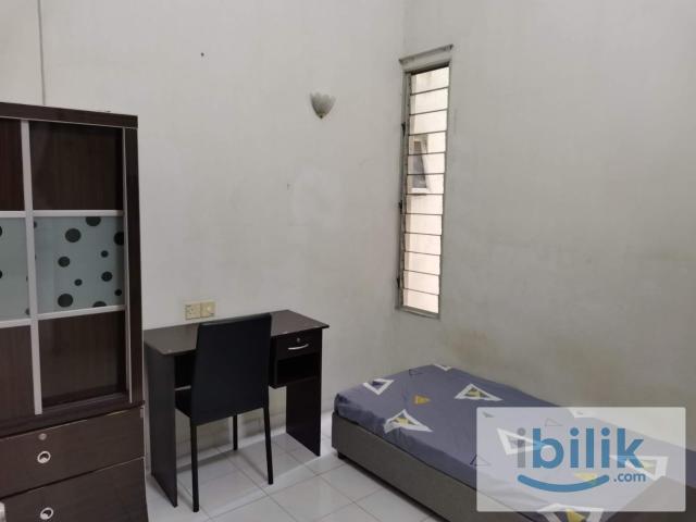 Room for rent in Mukim 13, Georgetown