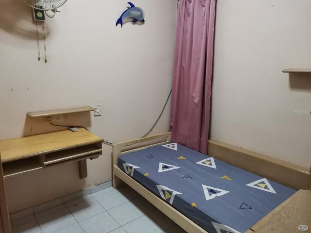 Room for rent in Mukim 13, Georgetown