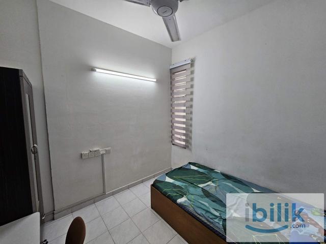 Room for rent in Mukim 13, Georgetown