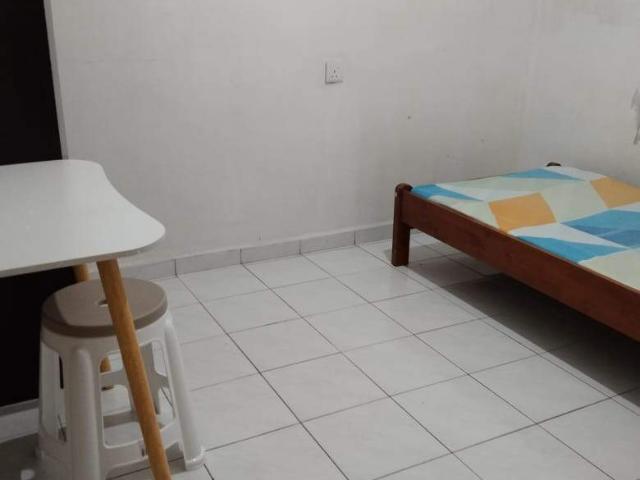Room for rent in Mukim 13, Georgetown