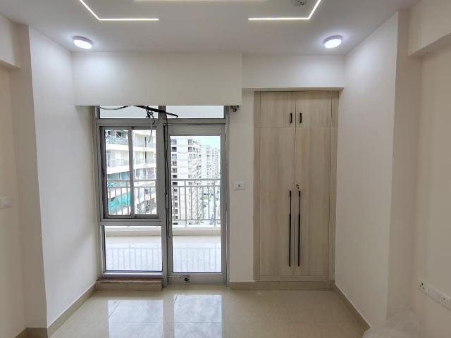 Flat for rent in Deri