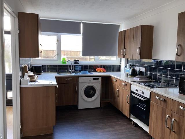 Apartment for rent in Earlham Rise, East Bank