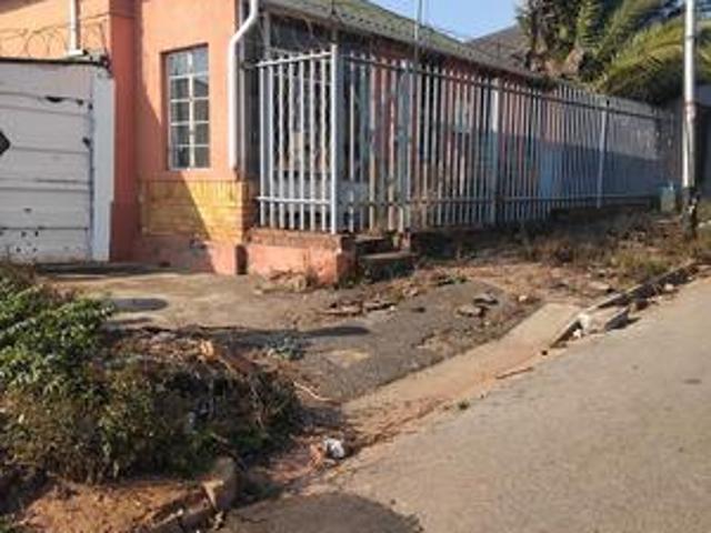 House for sale in Vosloorus, Gauteng