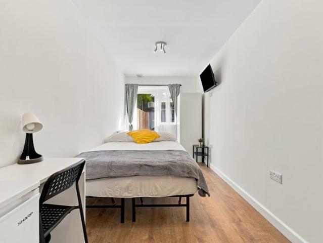 Studio for rent in Romsey, Cambridge