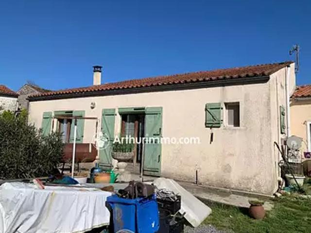 Maison vente à Saint-Jean-d'Angély, Nuaillé-sur-boutonne