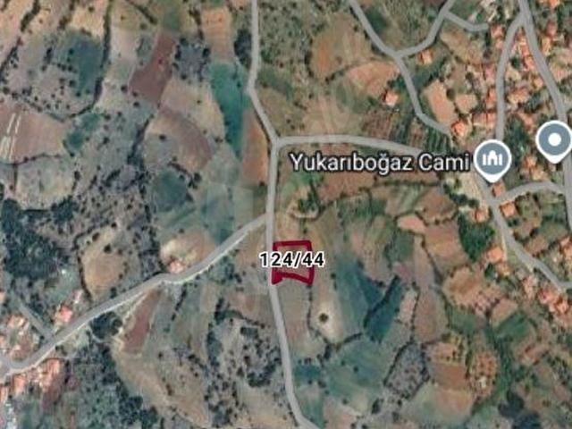 Yukarıboğaz, Tavas içerisinde satılık Arsa