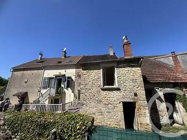Maison vente à Clamecy, Nuars