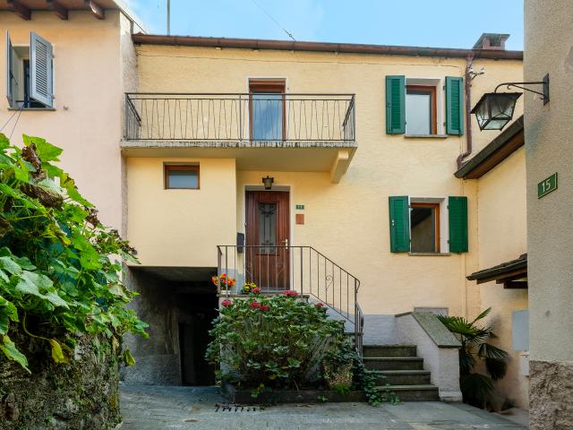 Haus kaufen in Monteceneri, Tessin