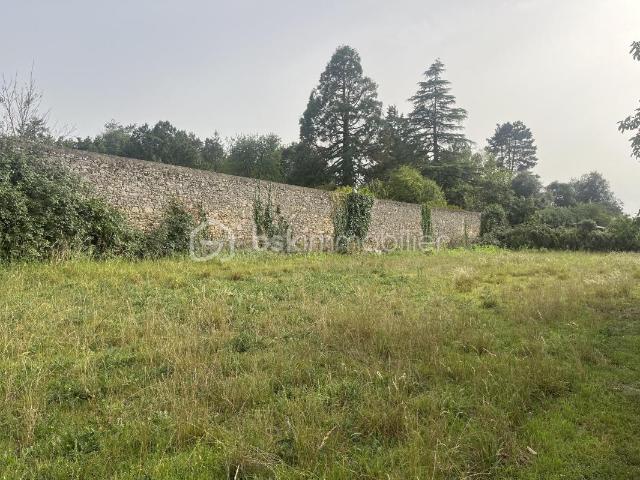 Terrain vente à Nueil-les-Aubiers, Deux-Sèvres