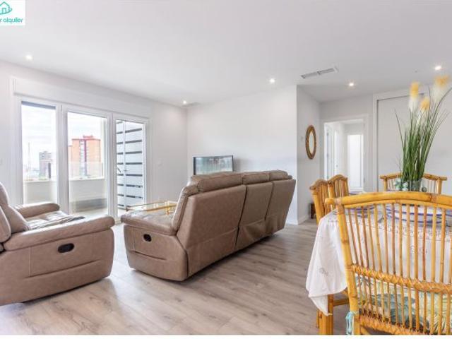 Piso en alquiler en Urbanització L'Almadrava, l'Alacantí