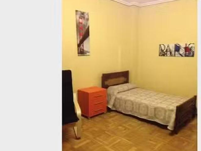 Casa en alquiler en Huerta del Rey, Valladolid