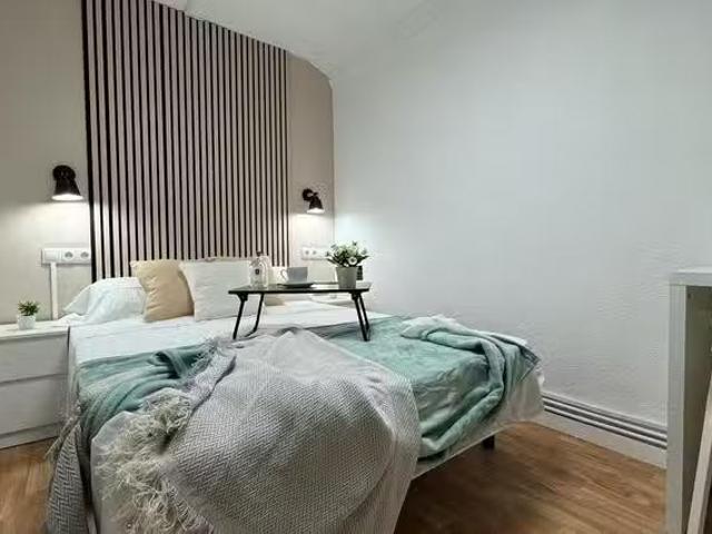 Casa en alquiler en Moratalaz, Madrid