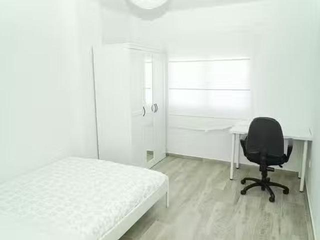 Casa en alquiler en Cruz de Humilladero, Málaga-Costa del Sol