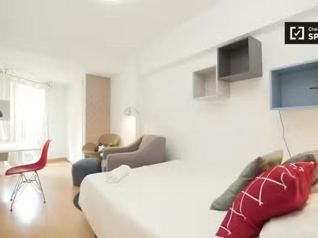 Casa en alquiler en Sant Martí, Barcelonès