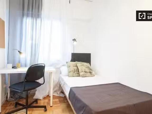 Casa en alquiler en Ciudad Lineal, Madrid