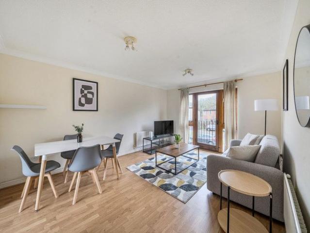 Apartment for rent in Risinghurst and Sandhills, The Slade