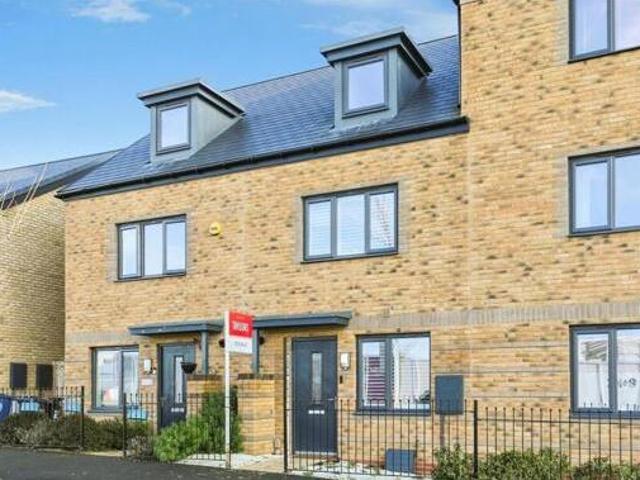 House for sale in Lyons, Greater London