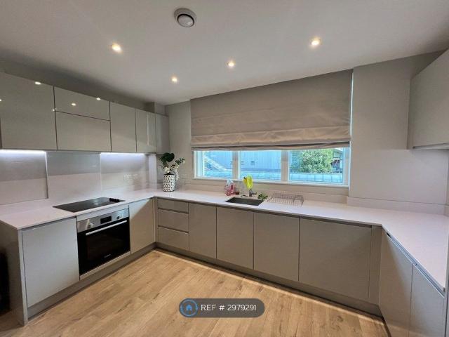 House for rent in Bromley-by-Bow, Poplar Grove