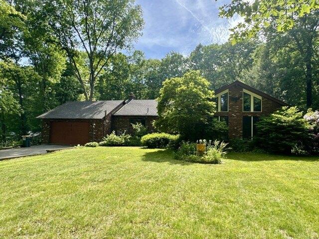 House for sale in Charlton, Massachusetts