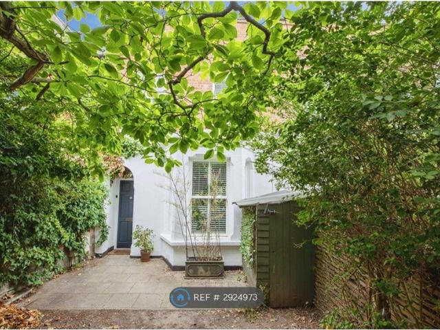 House for rent in Nunhead, Greater London
