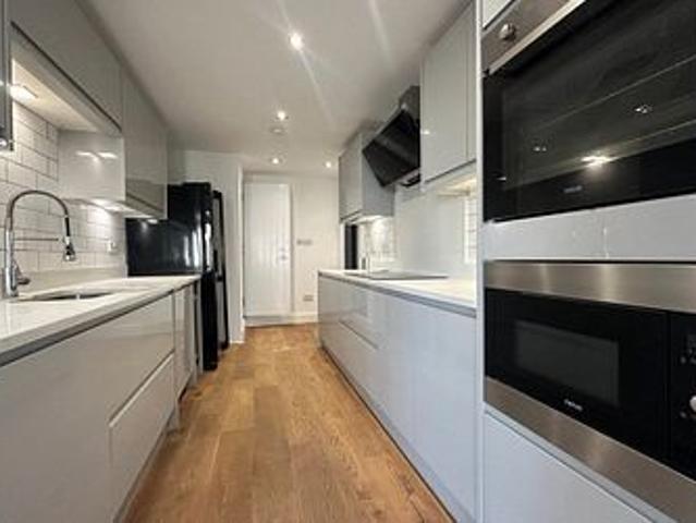 House for rent in Longport, The Bridge