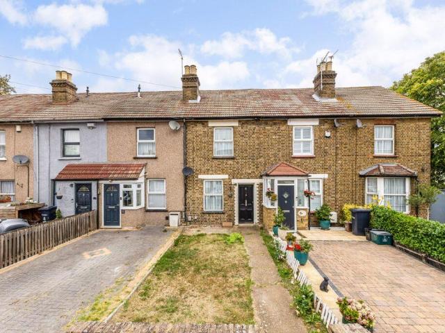 House for rent in Turnford, Broxbourne