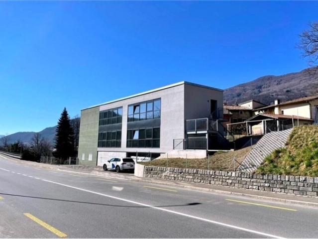 Wohnung kaufen in Taverne, Tessin