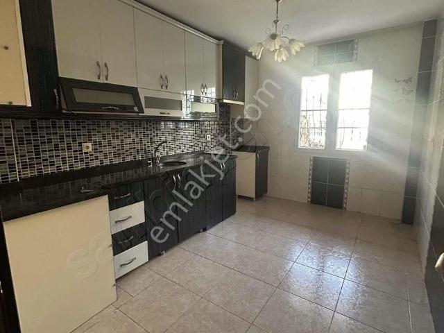 Sariçam, Mehmet Akif Ersoy Mahallesi içerisinde kiralık Villa