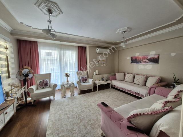 Karabağlar, İzmir içerisinde satılık mülk