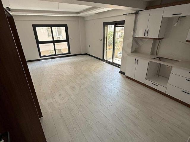 Konak, İzmir içerisinde satılık mülk
