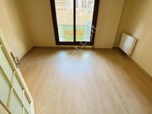 Karabağlar, İzmir içerisinde kiralık mülk