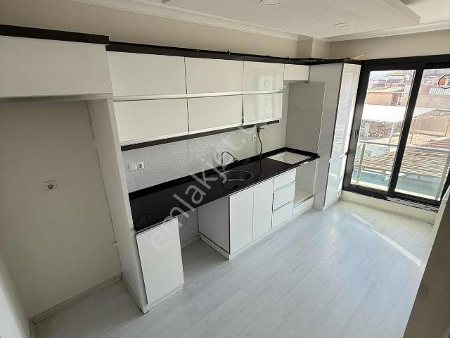 Karabağlar, İzmir içerisinde kiralık mülk