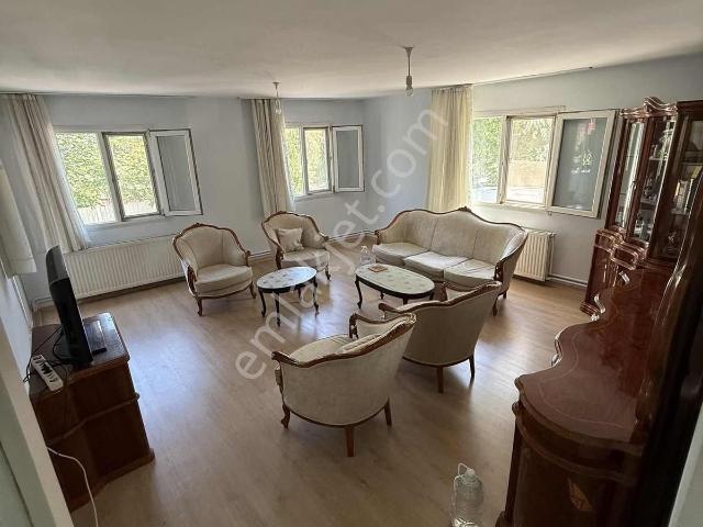 Karabağlar, İzmir içerisinde satılık mülk