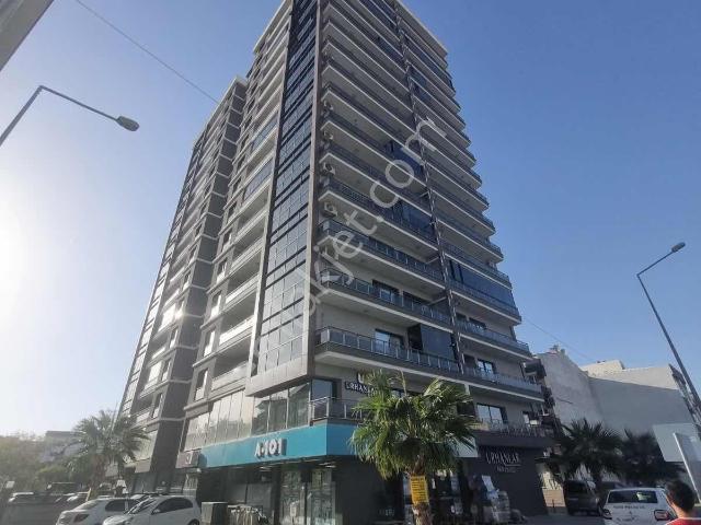 Buca, İzmir içerisinde satılık mülk