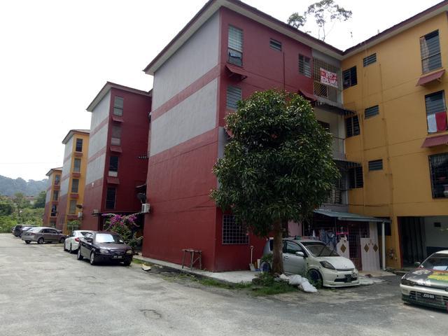 Flat for sale in Selayang, Selangor