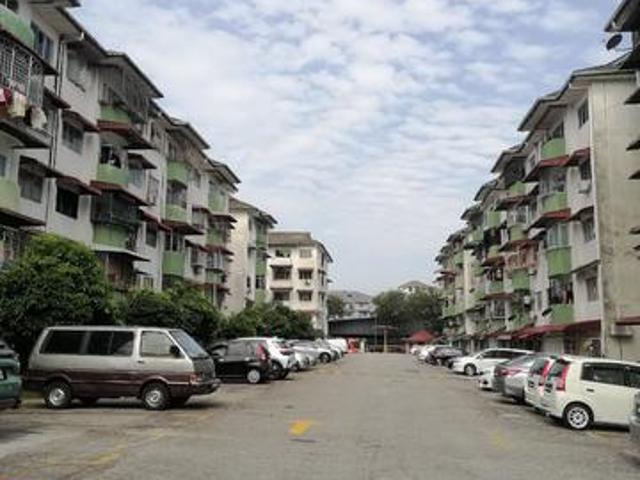 Apartment for sale in Pandan Indah