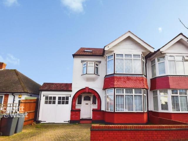 House for rent in London Borough of Croydon, Shirley