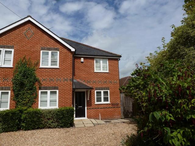 House for rent in Winkfield, Bracknell Forest