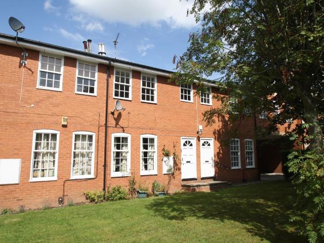 Apartment for rent in Primley Park, Alwoodley