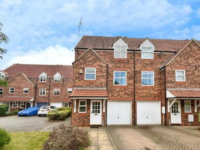 House for sale in Thirsk, North Yorkshire