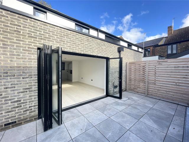 House for rent in London Borough of Barnet, Greater London
