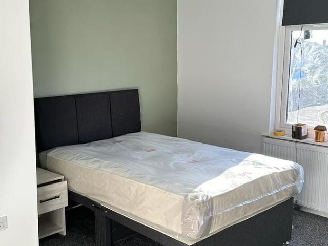 Room for rent in Potters Corner, East Midlands